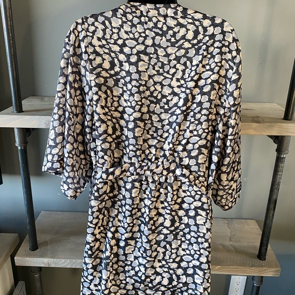 H&M Animal Print Satin Short Kimono Robe Small - Picture 5 of 6
